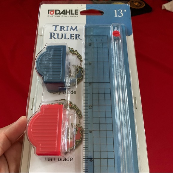 Dahle 360 Trim Ruler Craft Trimmer - Picture 5 of 8